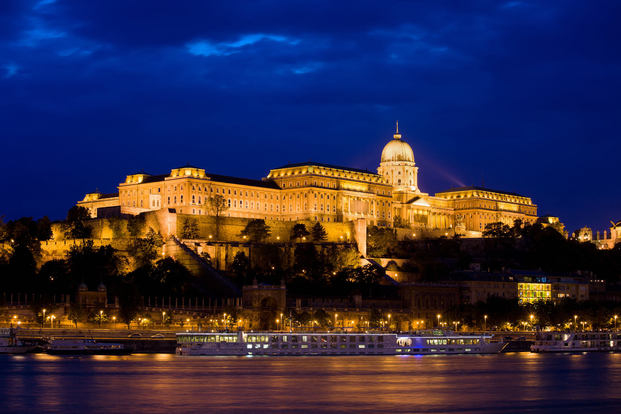 budapest by night tour