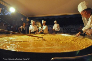 Making the giant omelette at the Subotina Festival