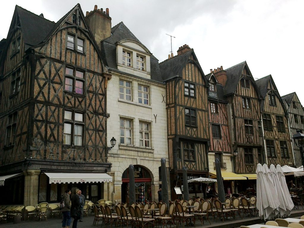 Old Town Tours in the Loire Valley (Image from Wikimedia by Rene Boulay)